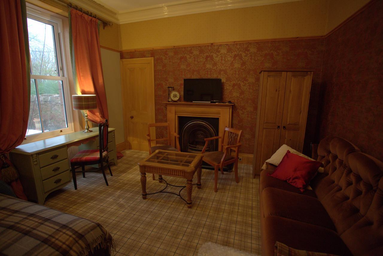 Trinity Boutique B&B Peterhead Buitenkant foto